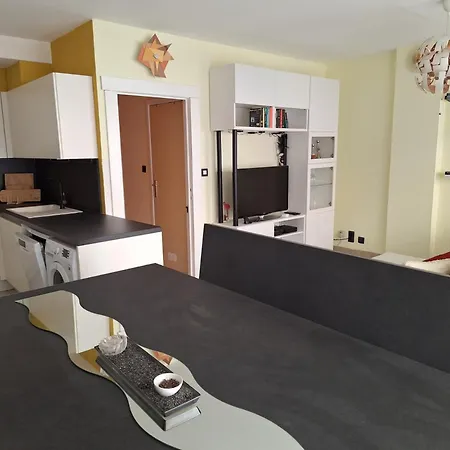 Gelijkvloers In Hartje Apartman