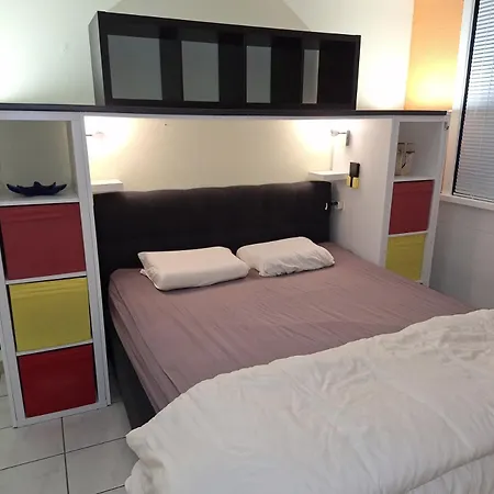 Gelijkvloers In Hartje Apartman